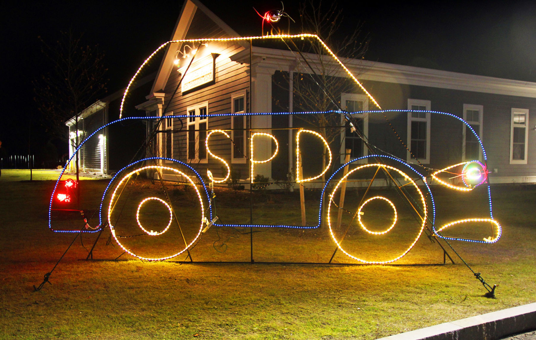 Sandwich Police Department Giant And Santa Visits On November 30